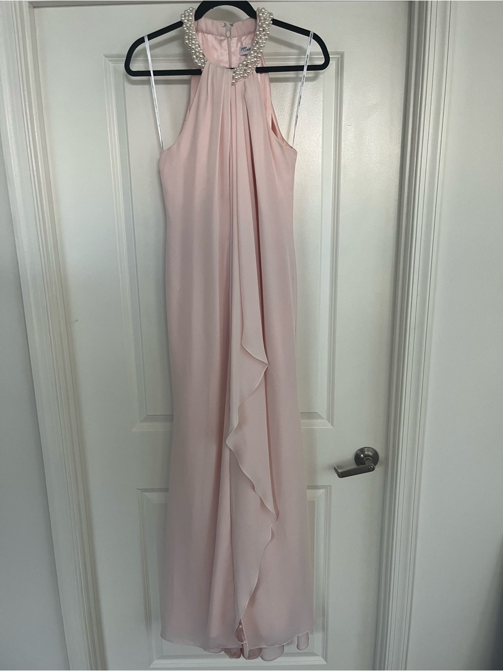 Stunning pink pearl Calvin Klein woman’s formal dress 4